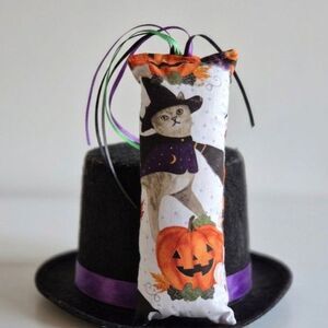 Halloween Catnip Kicker - Spooky Halloween Cat Toy for Playful Kitties